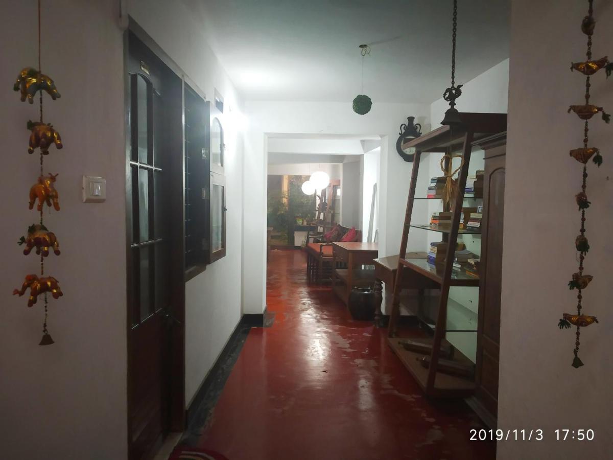 Spice Holidays Hotel Kochi ภายนอก รูปภาพ